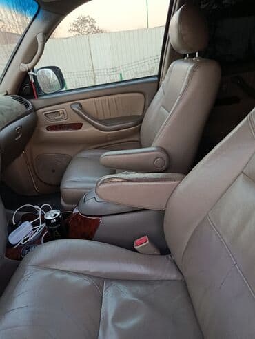 зимние шины нексия: Toyota Sequoia: 2007 г., 4.7 л, Автомат, Газ, Внедорожник — 6