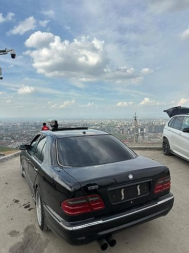 Mercedes-Benz E-Class: 2000 г., 4.3 л, Автомат, Бензин, Седан