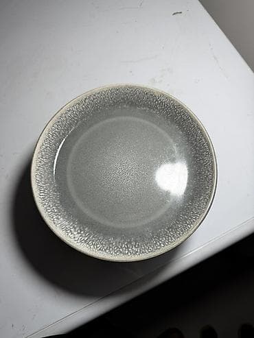 Идиш-аяк: Керамическая тарелка глубокая, серо-графитового цвета с эффектной — 2