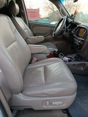 зимние шины нексия: Toyota Sequoia: 2007 г., 4.7 л, Автомат, Газ, Внедорожник — 8