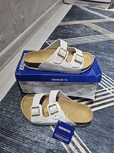 Босоножки, сандалии, шлепанцы: Босоножки, 42, 41, 41.5, Birkenstock, Новый, цвет - Белый, Платная доставка, Самовывоз — 1