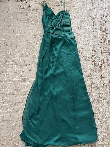 nike original: Вечернее платье из струящейся ткани бирюзово-изумрудного оттенка — 1