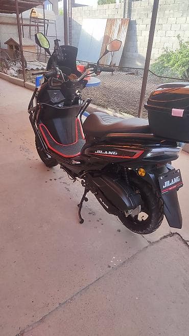 куртка мото: Скутер JILANG (модель на фото) - Кузов: спортивный дизайн, черный — 2