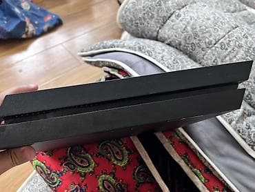 Техника и электроника: Игровая консоль Sony PlayStation 4 (первая версия, “Fat”), чёрный — 2