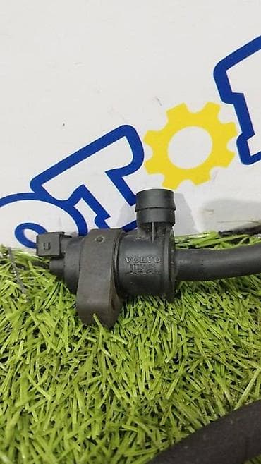 volvo: Volvo XC90 T6 v-2.9 2003 год клапан вентиляции топливного бака — 1