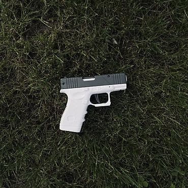 орбизовые пистолеты: Игрушечные водяные пистолеты в виде Glock-19 В трех разных расцветках — 4