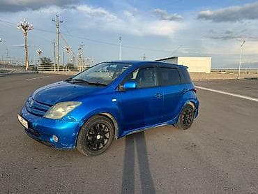 среда авто: Toyota Ist: 2002 г., 1.5 л, Автомат, Бензин, Хэтчбэк — 4