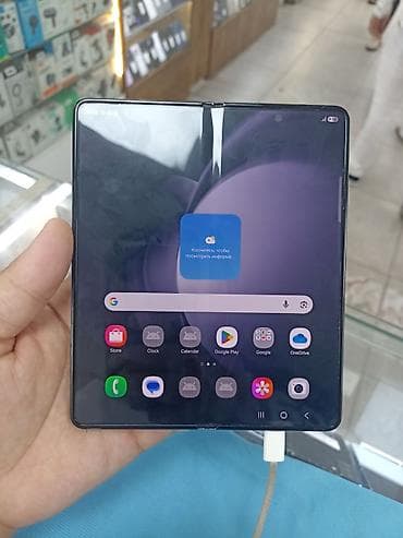 samsung flip z: Samsung Galaxy Fold 5G, Б/у, 256 ГБ, цвет - Черный — 2