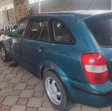 jac 9: Mazda 323: 1998 г., Автомат, Бензин, Хэтчбэк — 2