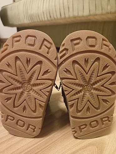 полусапожки: Детские утеплённые полусапожки подойдут для повседневных прогулок в — 7