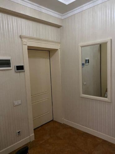 долгосрочная аренда квартира бишкек ош базар: 4 комнаты, Агентство недвижимости, Без подселения, С мебелью полностью — 7