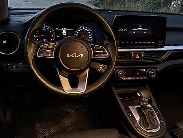 кант 1 май: Kia K3: 2021 г., 1.6 л, Вариатор, Бензин, Седан — 6
