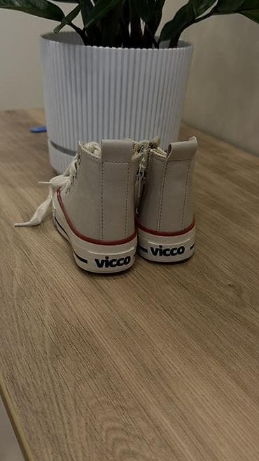 Детская обувь: Детские кеды Vicco, высокие - Размер: 22 (маркировка на подошве) - — 2