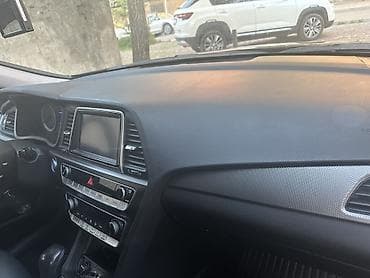 e class: Hyundai Sonata: 2022 г., 2 л, Автомат, Газ, Седан — 9