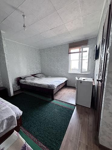 nice house: Гостевой двор с озеленённой территорией и открытыми зонами отдыха. - — 7