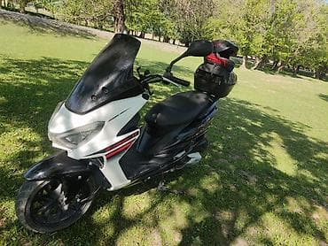 Макси-скутер 150 куб. см, Бензин, Б/у — 2