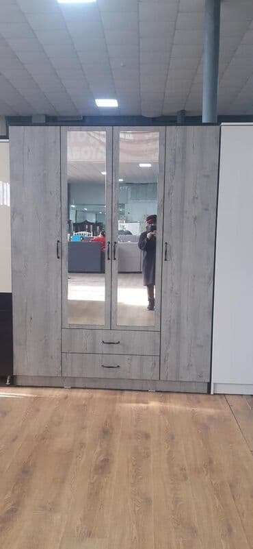 Шкаф 4х дверные из российского ломинанта качество хорошее размер