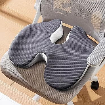 подушка на ипсум: Подушка с мягкой набивкой, цвет - Серый — 1