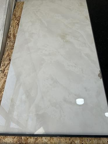 solutions third edition: Керамогранитная плита крупного формата, полированная. - Поверхность — 1