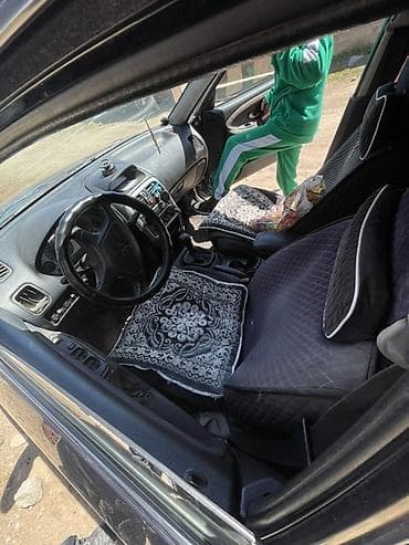 машина спарк цена: Mitsubishi Carisma: 2004 г., Седан — 6