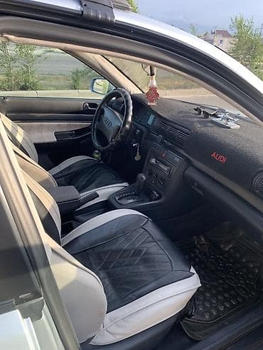 жабра бампер на фит: Audi A4: 1997 г., 1.8 л, Автомат, Бензин, Седан — 10