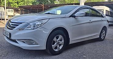 авто машина в расрочку: Hyundai Sonata: 2014 г., 2 л, Автомат, Газ, Седан — 3