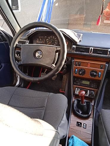 Транспорт: Mercedes-Benz W124: 1985 г., 2.9 л, Механика, Дизель, Седан — 8