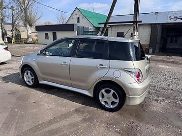 crv 5: Toyota Ist: 2003 г., 1.5 л, Автомат, Бензин, Хэтчбэк — 3