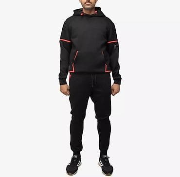 XRAY. Комплект из пуловера и спортивных штанов X RAY Sport.Продуманный