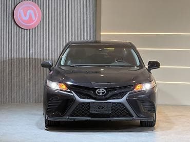 Toyota Camry: 2018 г., 2.5 л, Автомат, Бензин, Седан