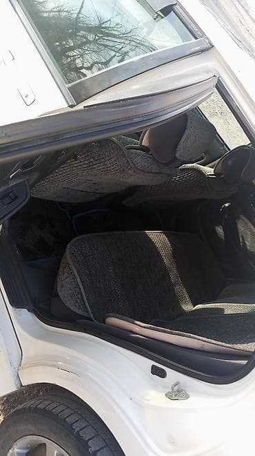 shadow line: Honda Torneo: 1998 г., 2 л, Автомат, Бензин, Седан — 10