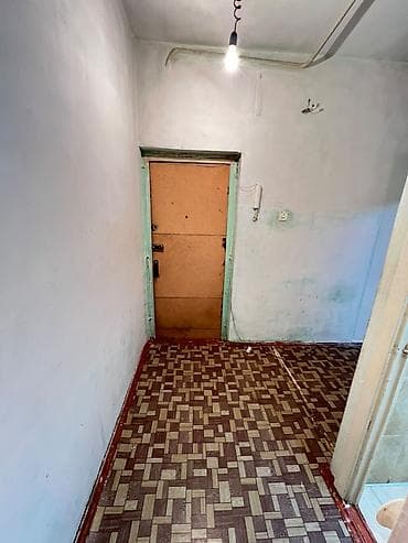 Кыймылсыз мүлк: 1 бөлмө, 38 м², Бөкөнбаев/Үметалиев 105-серия, 1 кабат, Ремонт талап кылынат — 3