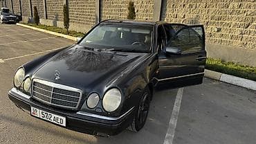 w211 e63: Mercedes-Benz E-Class: 1999 г., 2 л, Автомат, Бензин, Седан — 3