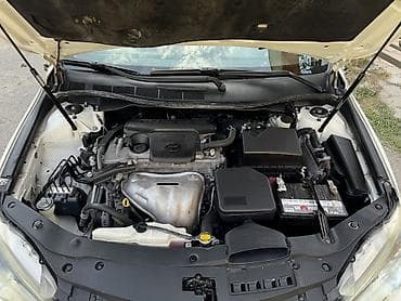 Toyota Camry: 2015 г., 2.5 л, Автомат, Бензин, Седан — 9