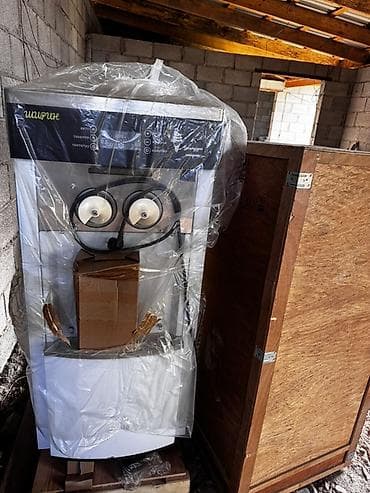 консольный кран: Профессиональный аппарат для мягкого мороженого (софт) с двумя — 1