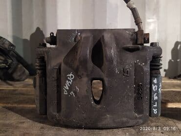 продать швейную машинку на запчасти: Jaguar S-Type Суппорт тормозной, Ягуар С-тип суппорт передний — 1