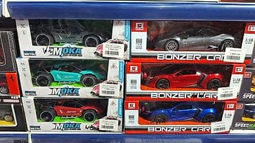 Коллекционные игрушечные автомобили - Масштабные модели легковых и