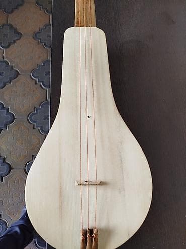 ноты молмолум на комузе: КОМУЗ ИЗ ОРЕХА ЗВУЧАНИЕ ОЧЕНЬ ХОРОШЕЕ. СТОЯТ ДОРОГИЕ НЕЙЛОНОВЫЕ СТРУНЫ — 3