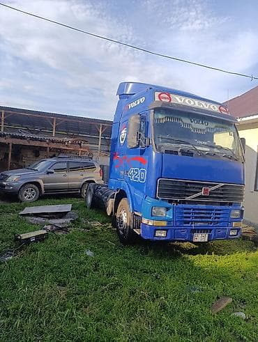 Volvo: Тягач, Volvo — 2