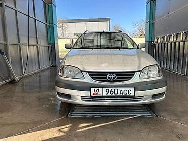 Toyota Avensis: 2001 г., 2 л, Механика, Дизель, Универсал