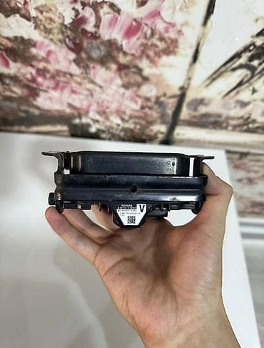 Toyota Радар (датчик) системы помощи при парковке/ предупреждения — 1