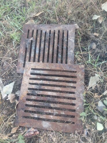 шкафчики для ванной: Плита;размер: длина 54. ширина 37, 1000 сом один штук есть чугунные — 2