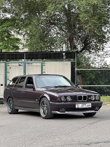 BMW 5 series: 1993 г., 2.8 л, Механика, Бензин, Универсал