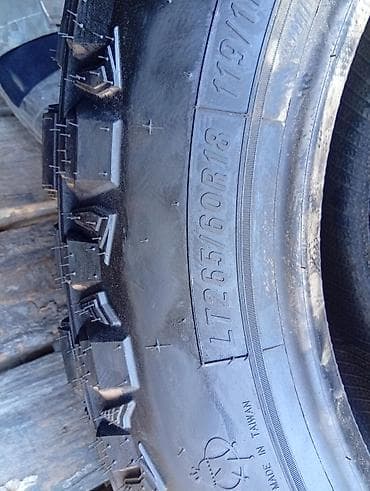 грязевая шины: Внедорожные шины Maxxis RAZR MT-772 - Размер: LT265/60R18 - — 5