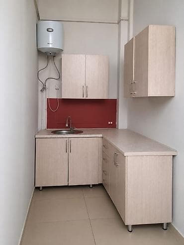 3: Аренда офисов, 100 м², В жилом комплексе, С отдельным входом — 8