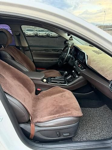 geely e5: Hyundai Grandeur: 2018 г., 3 л, Автомат, Газ, Седан — 10