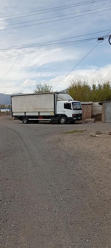s 70: Грузоперевозки тентованным грузовиком Mercedes Atego до 10 тонн — 3
