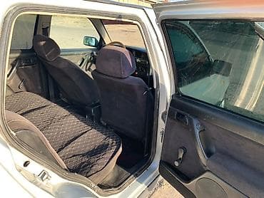 sprinter 2 2 cdi: Volkswagen Vento: 1993 г., Седан — 3