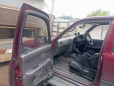 Продажа авто: Toyota Hilux Surf: 1993 г., 3 л, Автомат, Бензин, Внедорожник — 1