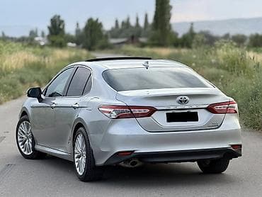 byd e7: Toyota Camry: 2020 г., 2.5 л, Вариатор, Гибрид, Седан — 3